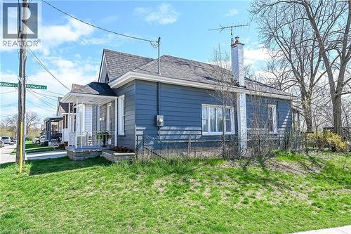 27 High Street, Brantford, ON - Outdoor With Deck Patio Veranda