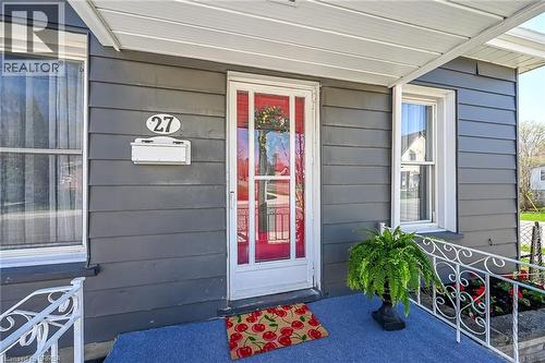 27 High Street, Brantford, ON - Outdoor With Exterior