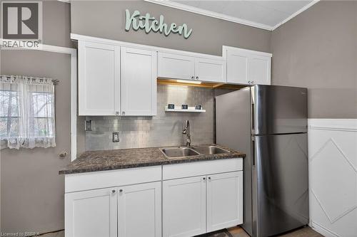 27 High Street, Brantford, ON - Indoor Photo Showing Kitchen With Double Sink