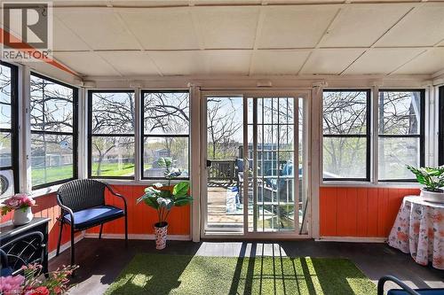 27 High Street, Brantford, ON - Indoor Photo Showing Other Room