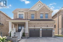 25 PEAR BLOSSOM WAY East Gwillimbury, ON L9N 0T3