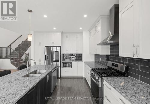 Nook for microwave and ample prep space - 41 Whooping Crane Ridge, Ottawa, ON 