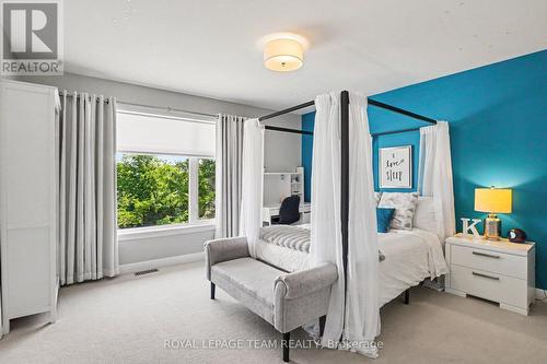 330 Devonian Way, Ottawa, ON 