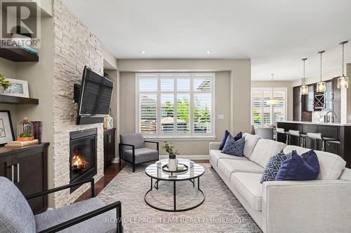 330 Devonian Way, Ottawa, ON 