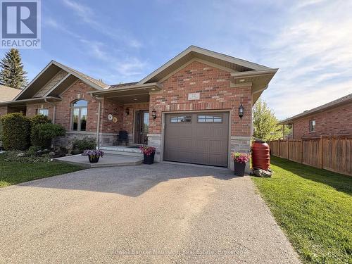 12 BROWN STREET S  Minto, ON N0G 1M0