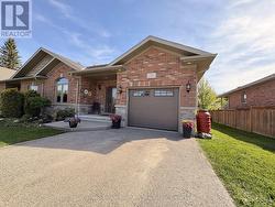 12 BROWN STREET S  Minto, ON N0G 1M0