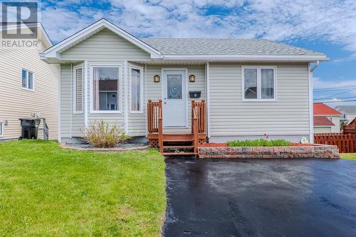 2 Carlow Place  St. John's, NL A1E 6H6