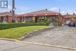 65 MAGELLAN DRIVE Toronto, ON M3L 1T4