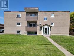 3 - 251 LIBERTY STREET N Clarington (Bowmanville), ON L1C 2M6