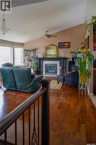 319 Stefaniuk Crescent, Saskatoon, SK 