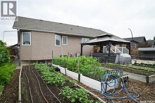 319 Stefaniuk Crescent, Saskatoon, SK 