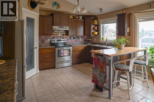 319 Stefaniuk Crescent, Saskatoon, SK 