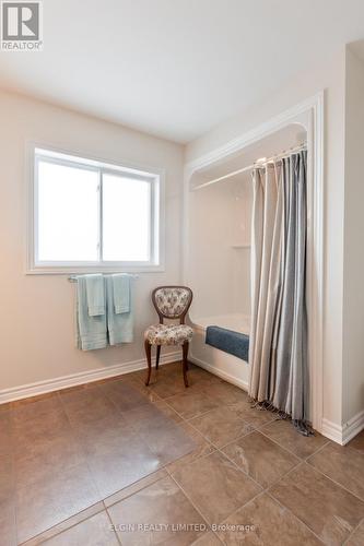18 Peach Tree Boulevard, St. Thomas, ON 