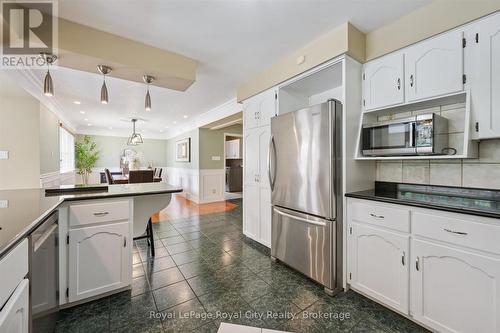 47 Caledonia Street, Guelph (Dovercliffe Park/Old University), ON 