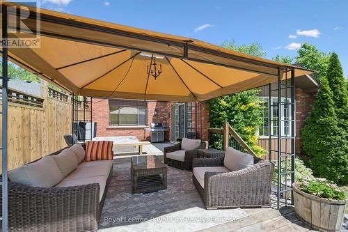 47 Caledonia Street, Guelph (Dovercliffe Park/Old University), ON 