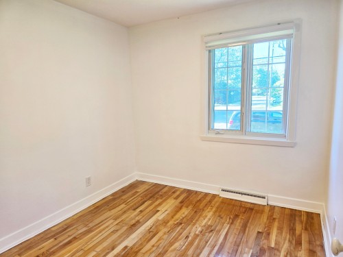 Bedroom - 126 Av. Rowan, Beaconsfield, QC 