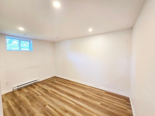 Bedroom - 126 Av. Rowan, Beaconsfield, QC 