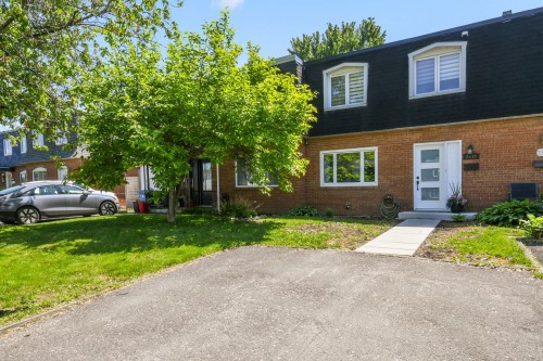 2838 Rue Dionne  Longueuil (Le Vieux-Longueuil), QC J4L 3V3