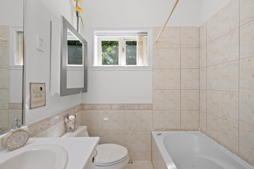 Salle de bains - 221 Rue Florian, Rosemère, QC 