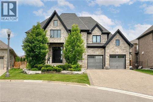 908 Fall Harvest Court, Kitchener, ON 