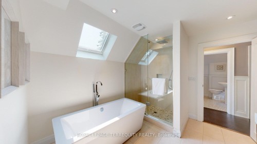 65 Burnhamthorpe Crescent, Toronto, ON 