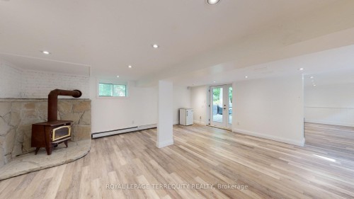 65 Burnhamthorpe Crescent, Toronto, ON 