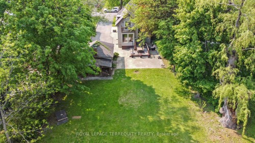 65 Burnhamthorpe Crescent, Toronto, ON 