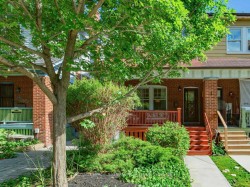 5 Watford Avenue Toronto, ON M6C 1G4