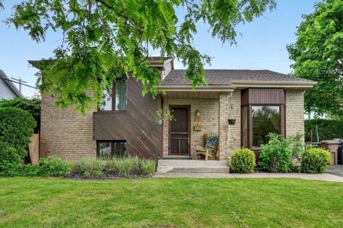6277 Rue Parini  Laval (Auteuil), QC H7H 2P5