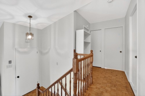 Corridor - 6277 Rue Parini, Laval (Auteuil), QC 
