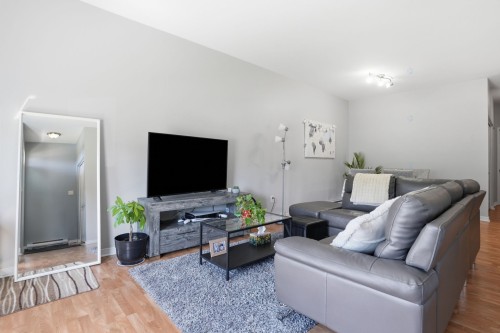 Living Room - 2-330 Boul. Du Plateau, Gatineau (Aylmer), QC 