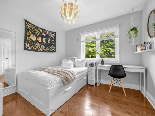 83 Berkinshaw Crescent, Toronto, ON - Indoor Photo Showing Bedroom
