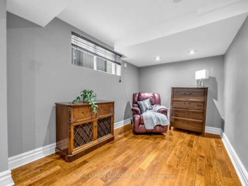 83 Berkinshaw Crescent, Toronto, ON - Indoor