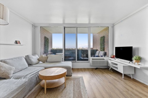 Living Room - 1705-285 Rue Laurier, Gatineau (Hull), QC 