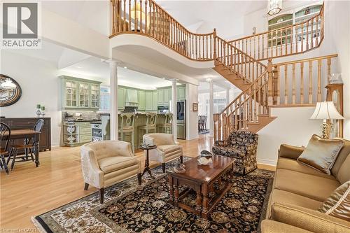 4172 Stonebridge Crescent, Burlington, ON 