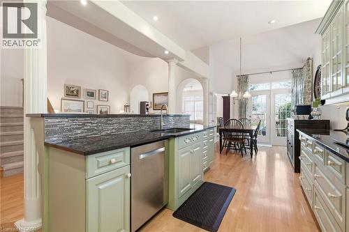 4172 Stonebridge Crescent, Burlington, ON 