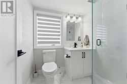 Main 3pc bathroom - 