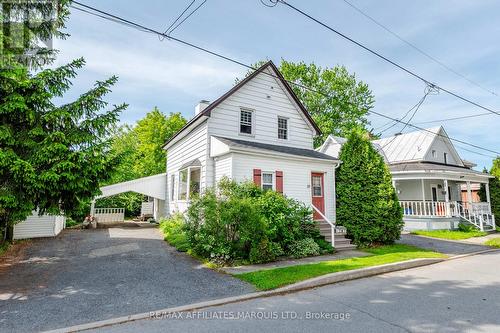 10 SMITH AVENUE  Cornwall, ON K6J 1E9