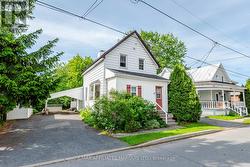 10 SMITH AVENUE Cornwall, ON K6J 1E9