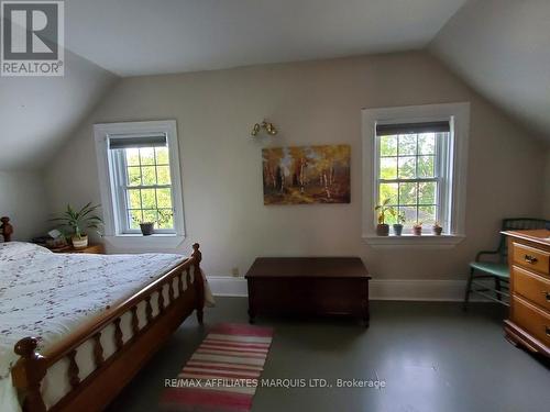 10 Smith Avenue, Cornwall, ON 