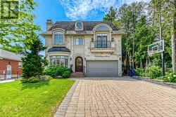 249 HOLMES AVENUE  Toronto, ON M2N 4M9