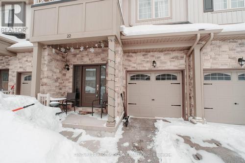 22 CHURCHLEA MEWS  Orillia, ON L3V 8K9
