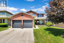54 NAPOLEON DRIVE  London East (East I), ON N5V 4A8