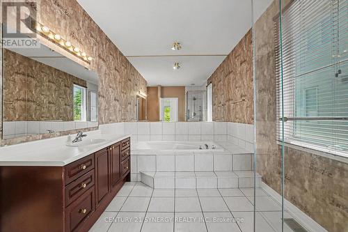 Primary Ensuite - 17 Warnock Way, Ottawa, ON 