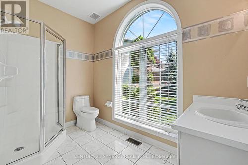 Second Bedroom Ensuite Bathroom - 17 Warnock Way, Ottawa, ON 