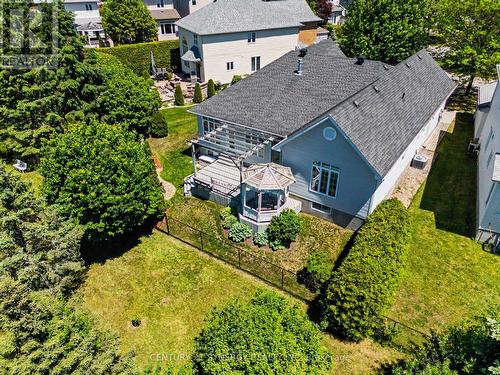 17 Warnock Way, Ottawa, ON 