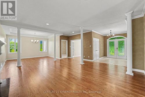 17 Warnock Way, Ottawa, ON 