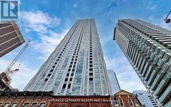 1907 - 1 YORKVILLE AVENUE Toronto, ON M4W 0B1