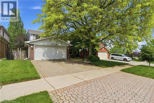 2241 MANSFIELD Drive  Burlington, ON L7P 3J3
