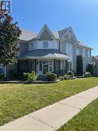 UPPER - 1579 COLDSTREAM DRIVE Oshawa, ON L1K 3B5